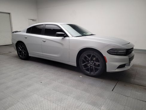 Used 2019 Dodge Charger SXT w/ Plus Group image 11