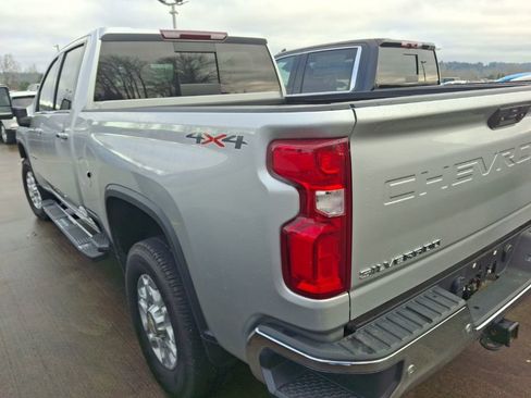 Used 2022 Chevrolet Silverado 2500 LTZ w/ LTZ Plus Package image 6