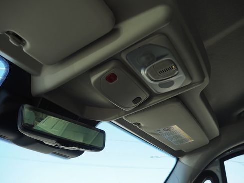 New 2025 RAM ProMaster 3500 w/ Roll-Up Rear Door Package image 16