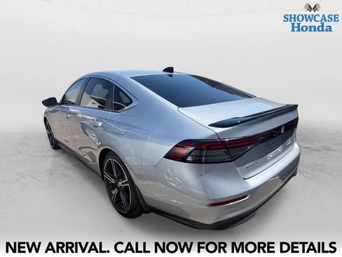 Used 2023 Honda Accord Sport image 4