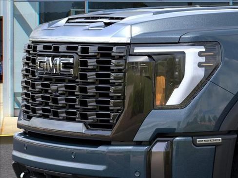New 2026 GMC Sierra 2500 Denali Ultimate image 13