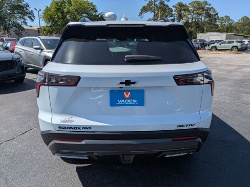 New 2026 Chevrolet Equinox ACTIV AWD/4WD image 27
