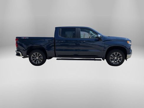 Used 2023 Chevrolet Silverado 1500 LT AWD/4WD image 5