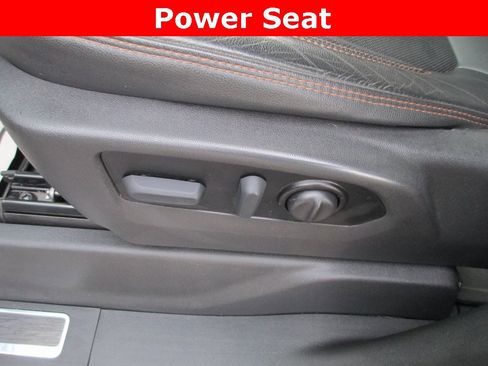 Certified 2022 GMC Sierra 1500 AT4 w/ AT4 Premium Package image 24