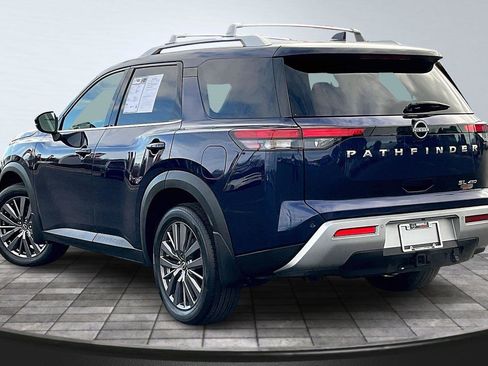 Certified 2023 Nissan Pathfinder SL w/ SL Premium Package image 2