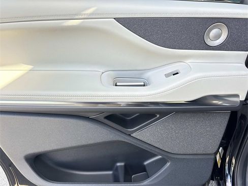 New 2025 Lincoln Navigator L Reserve image 20