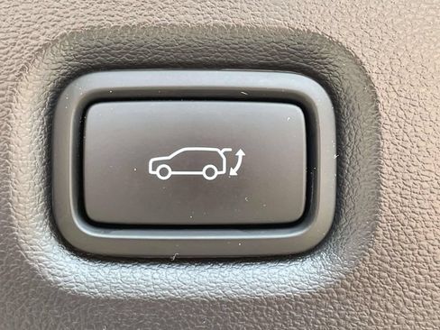 Used 2023 Hyundai Ioniq 5 Limited RWD image 9