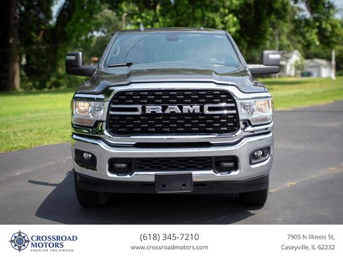 Used 2024 RAM 2500 Big Horn AWD/4WD image 4