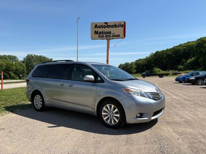Used 2017 Toyota Sienna XLE Premium