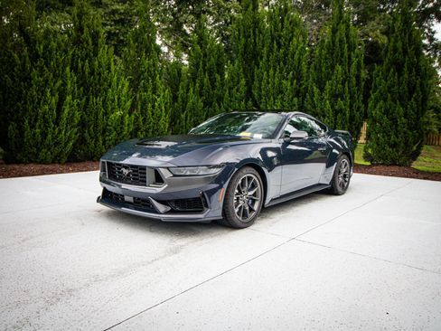 Used 2026 Ford Mustang Dark Horse RWD image 6