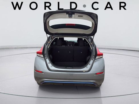 Used 2020 Nissan Leaf SV w/ SV Technology Package FWD image 36