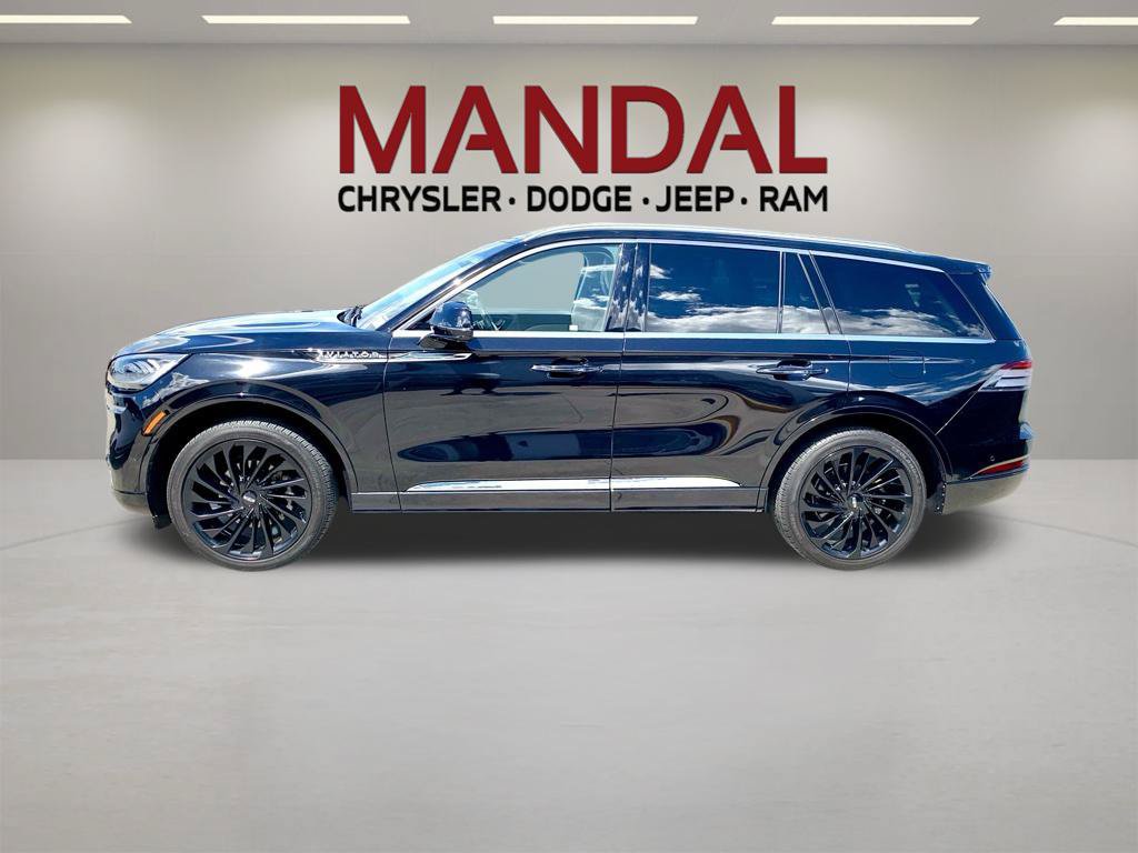 Used 2022 Lincoln Aviator Reserve w/ Equipment Group 201A AWD/4WD image 9