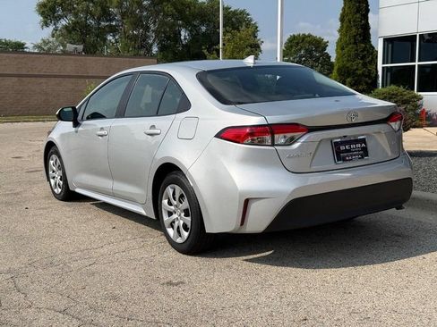 Used 2024 Toyota Corolla LE FWD image 5