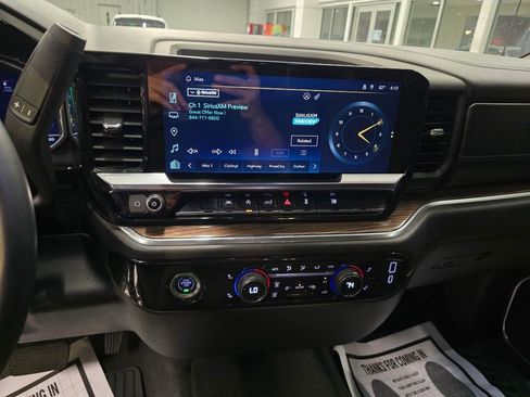 Used 2023 Chevrolet Silverado 1500 LT AWD/4WD image 22