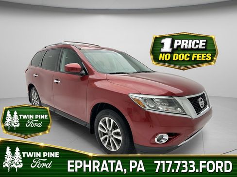 Used 2016 Nissan Pathfinder SV w/ SV Cold Weather Package AWD/4WD image 1