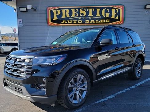 Used 2025 Ford Explorer Active w/ Active Comfort Package image 1