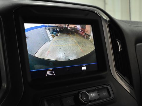 Used 2020 Chevrolet Silverado 1500 Custom w/ Custom Value Package image 15