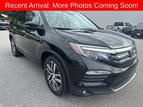 Used 2016 Honda Pilot Elite image 2