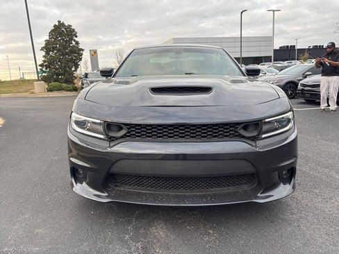 Used 2019 Dodge Charger GT image 2