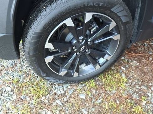 Used 2026 Chevrolet Equinox RS w/ Convenience Package III AWD/4WD image 11
