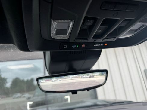 Certified 2024 GMC Sierra 1500 Denali Ultimate AWD/4WD image 21