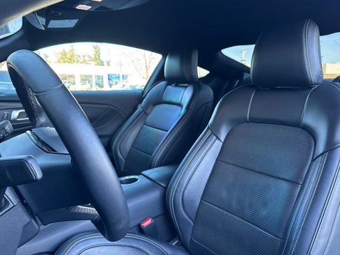 Used 2024 Ford Mustang Premium image 20