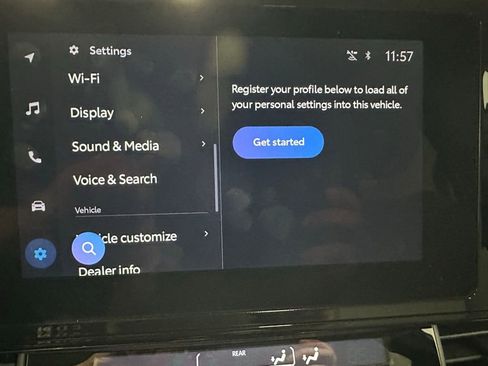 Used 2025 Toyota Sienna LE image 37