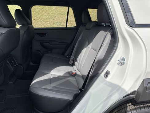 New 2026 Subaru Outback Limited image 32