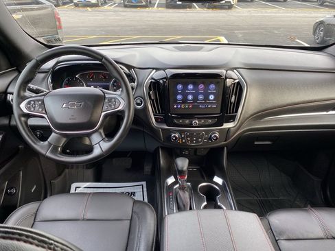 Certified 2023 Chevrolet Traverse RS w/ LPO, Floor Liner Package image 9