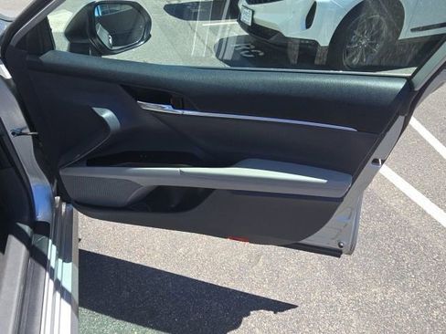 Used 2022 Toyota Camry LE FWD image 21