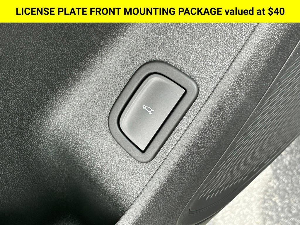 New 2027 Chevrolet Traverse Z71 w/ Driver Confidence Package AWD/4WD image 5