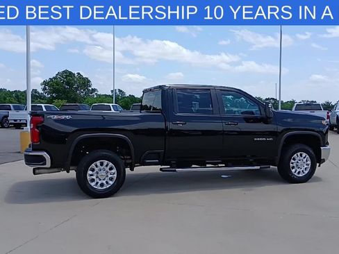 Used 2025 Chevrolet Silverado 3500 LT w/ Safety Package AWD/4WD image 9