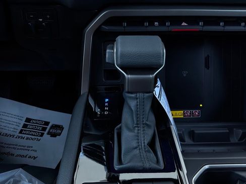 New 2026 Toyota Tundra Limited AWD/4WD image 22