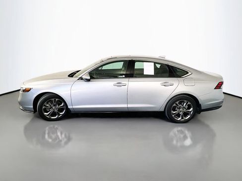 Used 2023 Honda Accord EX image 5
