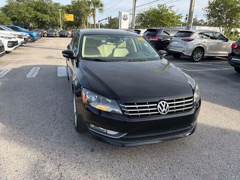 Used 2014 Volkswagen Passat TDI SE image 24