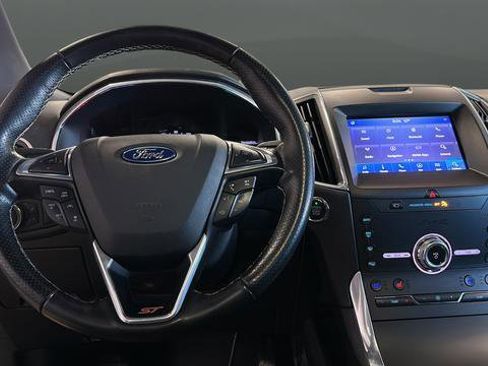 Used 2020 Ford Edge ST w/ Equipment Group 401A AWD/4WD image 11