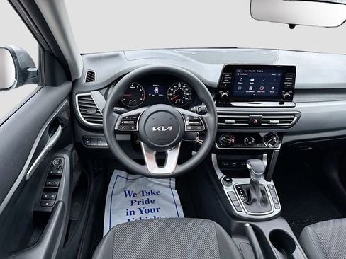 Certified 2023 Kia Seltos LX image 23