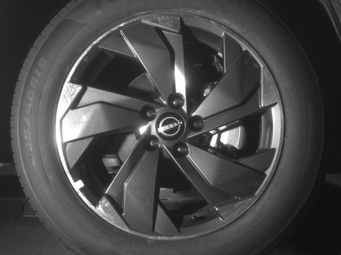 Used 2025 Nissan Rogue SV FWD image 13