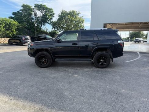 Used 2020 Toyota 4Runner SR5 Premium AWD/4WD image 8