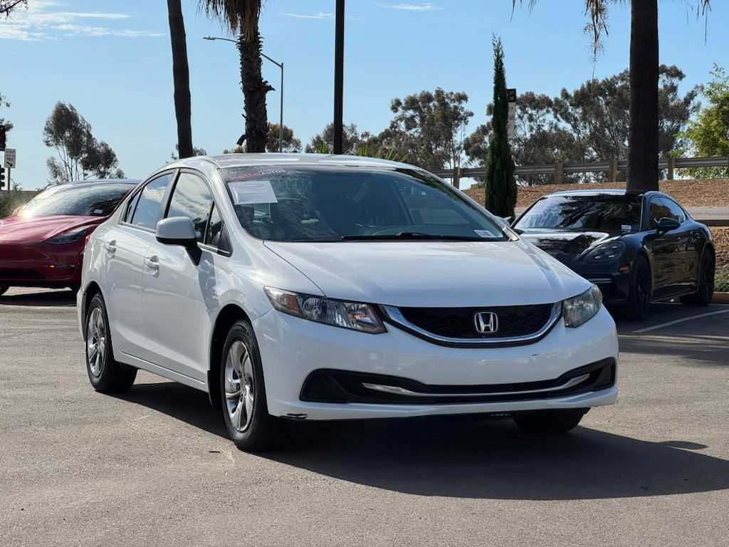 Used 2013 Honda Civic LX image 2