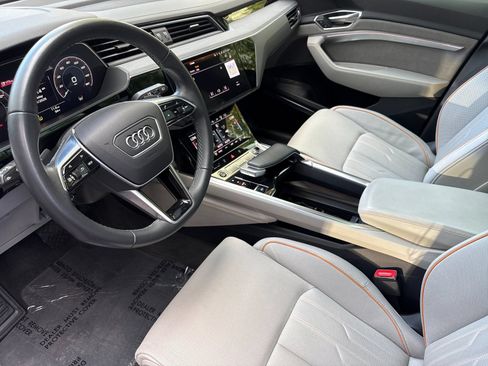 Used 2024 Audi Q8 e-tron Premium Plus AWD/4WD image 10