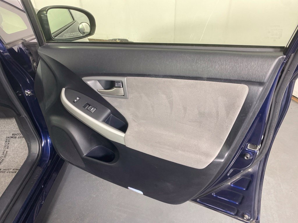Used 2015 Toyota Prius Two FWD image 30