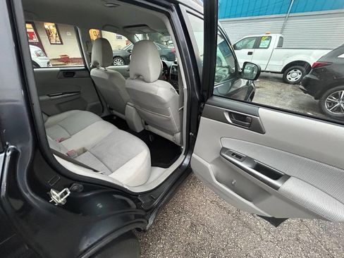 Used 2013 Subaru Forester 2.5X w/ Alloy Wheel Pkg image 8