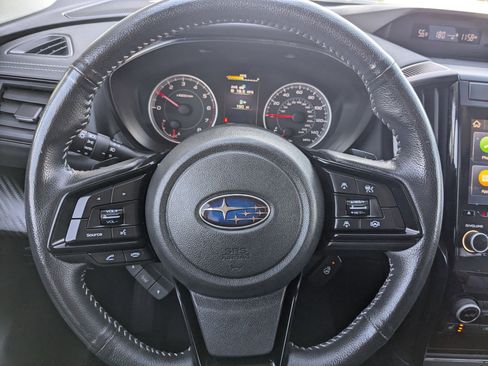 Used 2022 Subaru Ascent Onyx Edition image 16