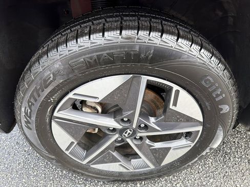 Used 2025 Hyundai Tucson SEL image 17