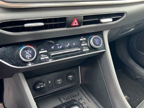 Certified 2023 Hyundai Sonata SEL Plus FWD image 19