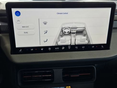 New 2025 Ford Maverick Lariat w/ 4K Tow Package image 15