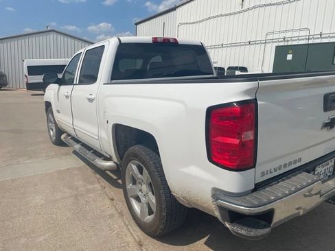 Used 2018 Chevrolet Silverado 1500 LT w/ Texas Edition RWD image 3