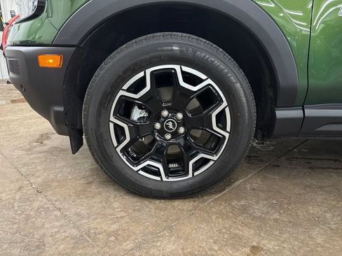 Used 2025 Ford Bronco Sport Outer Banks w/ Outer Banks Tech Package+ AWD/4WD image 31
