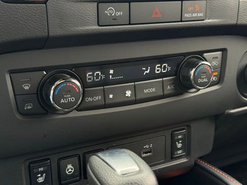 Used 2023 Nissan Frontier Pro-X w/ Pro-X Premium Package RWD image 29